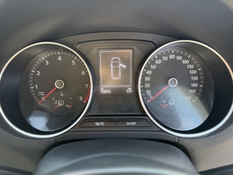 Used Volkswagen Polo 2015 for sale - 78154620: Photo 24