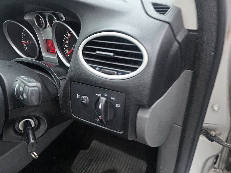 Used Ford Focus 2009 for sale - 77298328: Photo 30