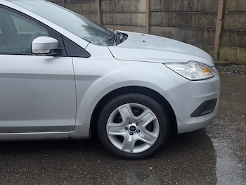 Used Ford Focus 2009 for sale - 77298328: Photo