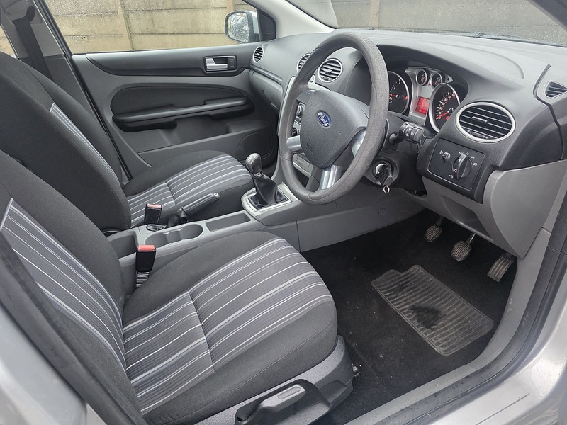 Used Ford Focus 2009 for sale - 77298328: Photo 5