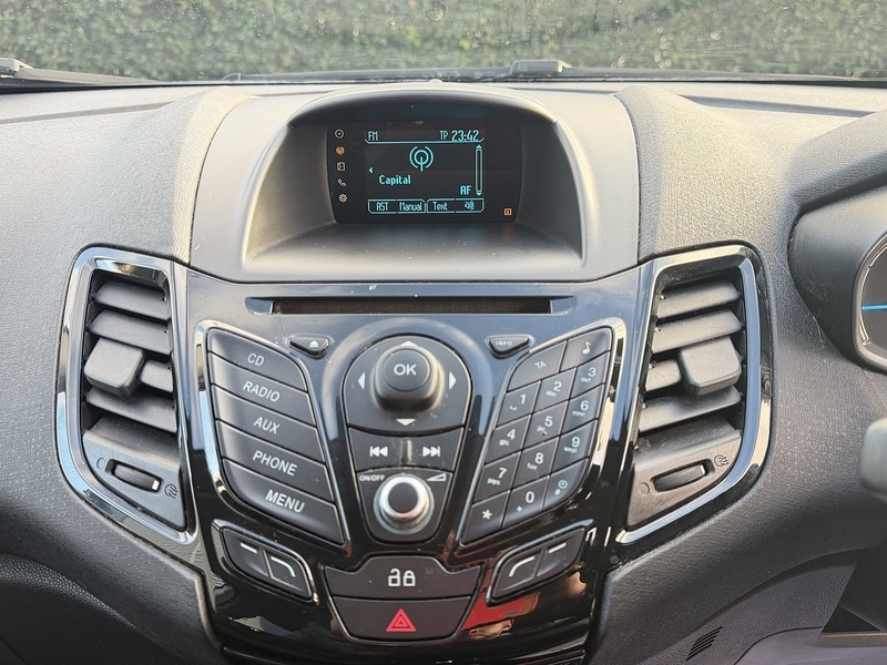 Used Ford Fiesta 2013 for sale - 77149352: Photo 27