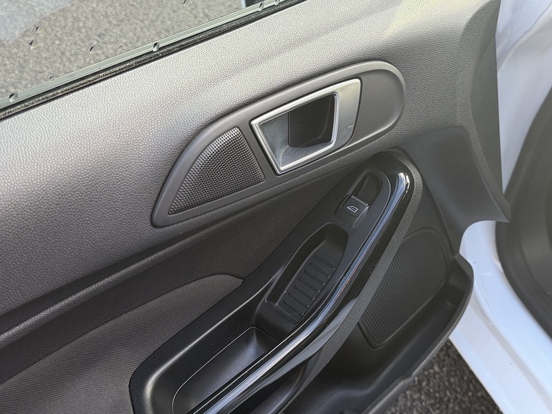 Used Ford Fiesta 2013 for sale - 77149352: Photo 33