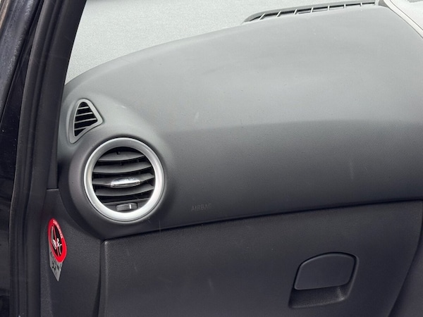 Used Vauxhall Corsa 2010 for sale - 76317138: Photo 22