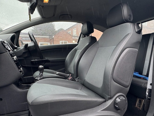 Used Vauxhall Corsa 2010 for sale - 76317138: Photo 23
