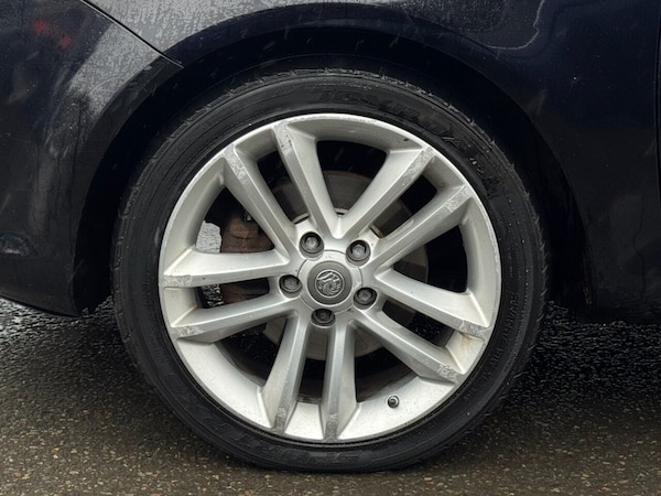 Used Vauxhall Corsa 2010 for sale - 76317138: Photo 31