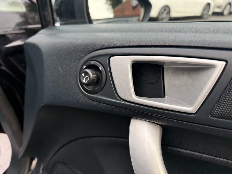 Used Ford Fiesta 2011 for sale - 77172770: Photo 20