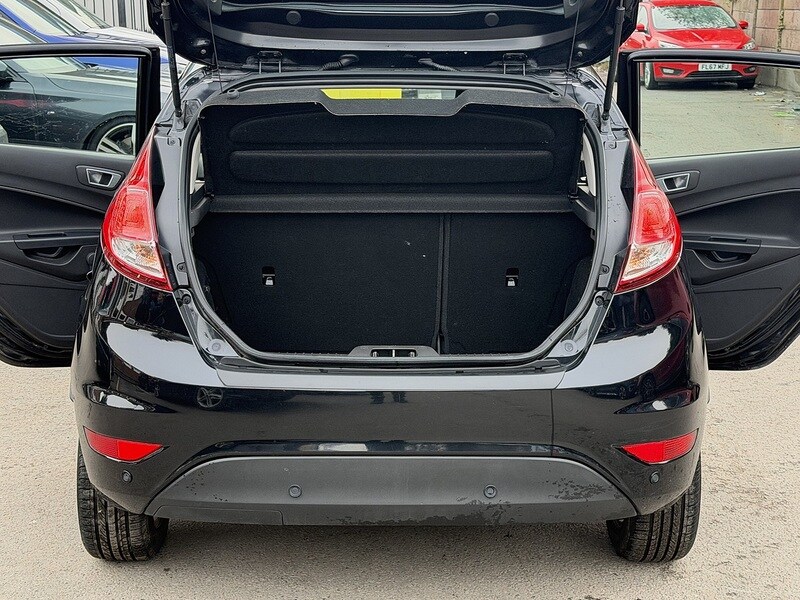 Used Ford Fiesta 2015 for sale - 77636857: Photo 22