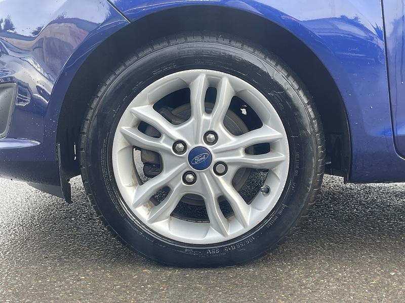 Used Ford Fiesta 2015 for sale - 77149320: Photo 14