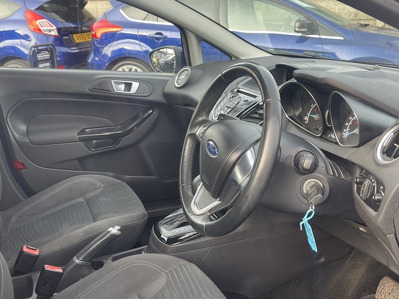 Used Ford Fiesta 2015 for sale - 77149320: Photo 2