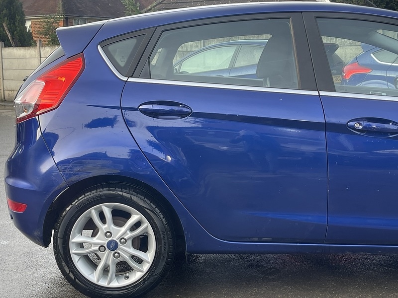 Used Ford Fiesta 2015 for sale - 77149320: Photo 7