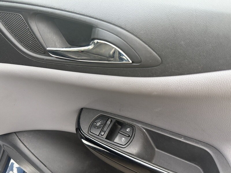 Used Vauxhall Corsa 2015 for sale - 78038413: Photo 61