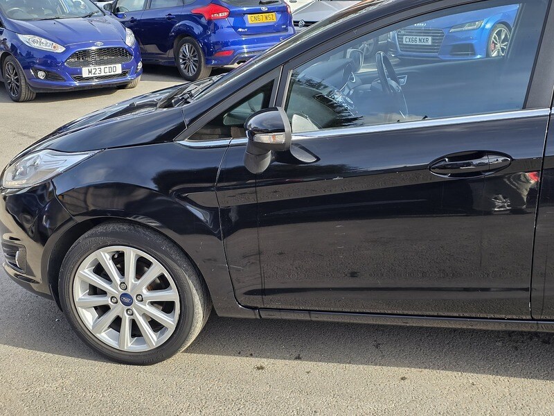 Used Ford Fiesta 2017 for sale - 77655768: Photo 14