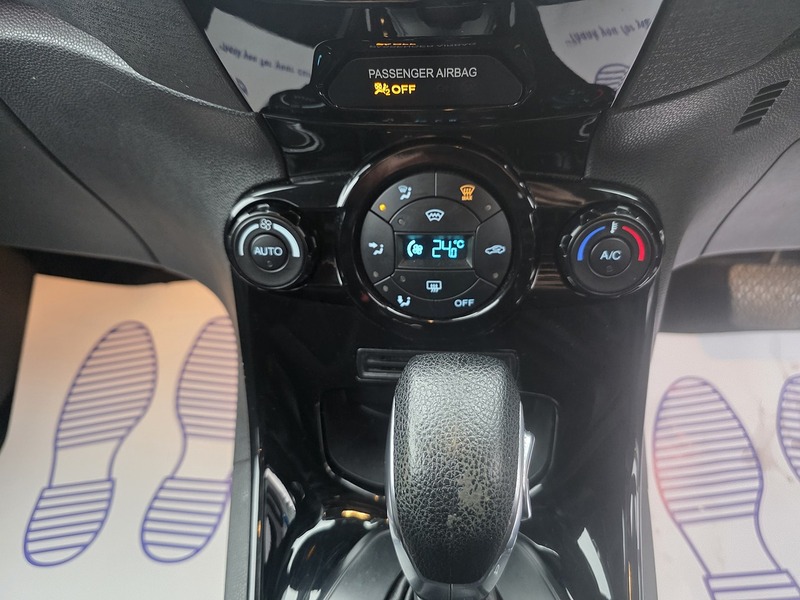 Used Ford Fiesta 2017 for sale - 77655768: Photo 32