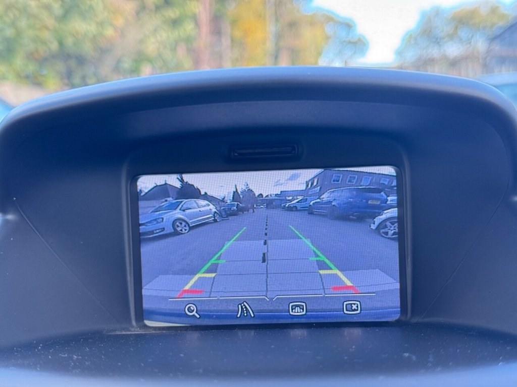 Used Ford Fiesta 2016 for sale - 76386267: Photo 37