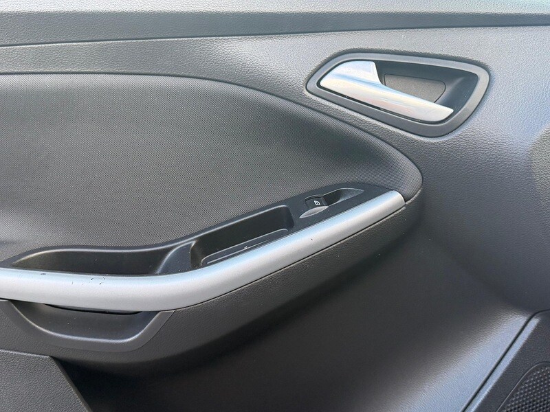 Used Ford Focus 2017 for sale - 78207348: Photo 32