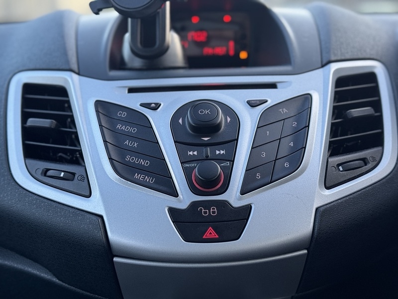 Used Ford Fiesta 2012 for sale - 77730891: Photo 19