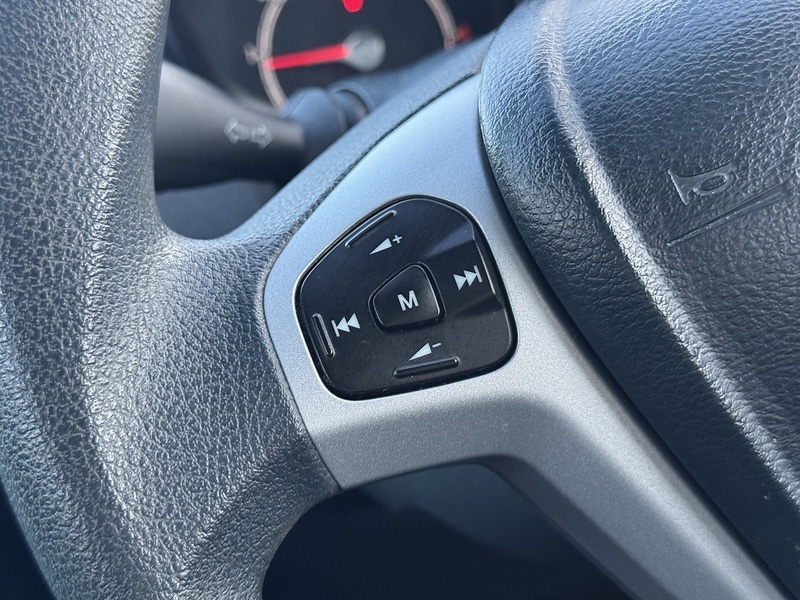 Used Ford Fiesta 2012 for sale - 77730891: Photo 24