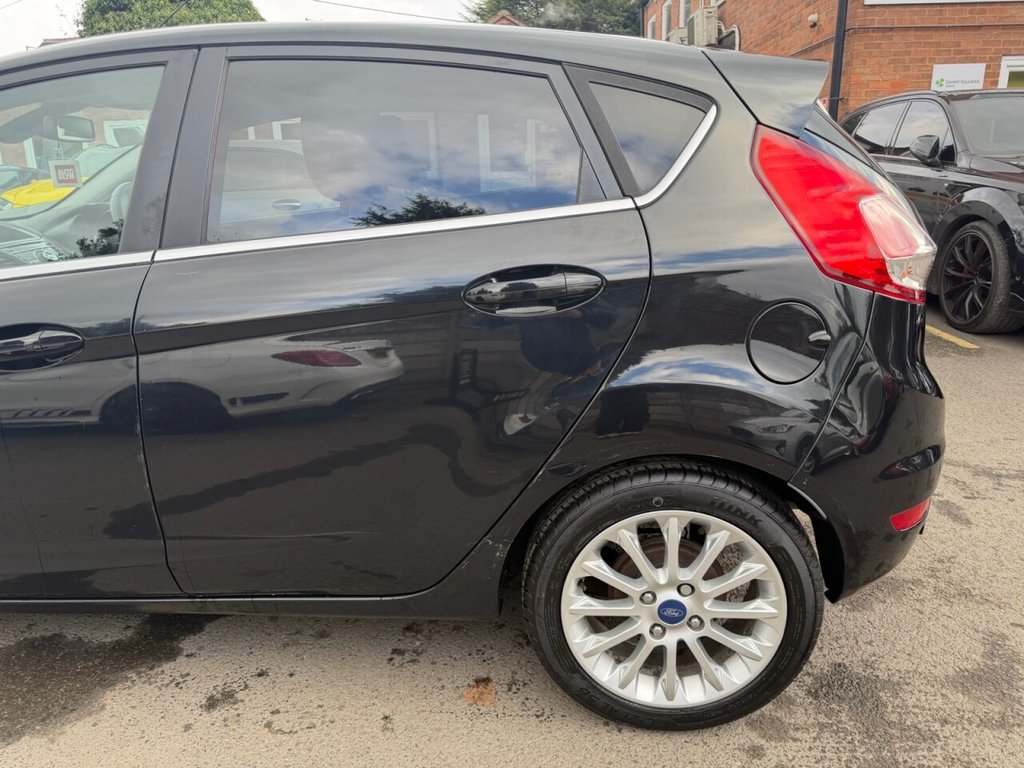 Used Ford Fiesta 2013 for sale - 76509939: Photo 14
