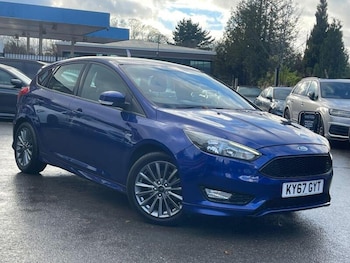 FOCUS 1.0T EcoBoost ST-Line Hatchback 5dr Petrol Auto Euro 6 (s/s) (125 ps)