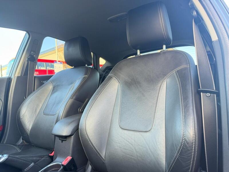 Used Ford Fiesta 2014 for sale - 77149387: Photo 37