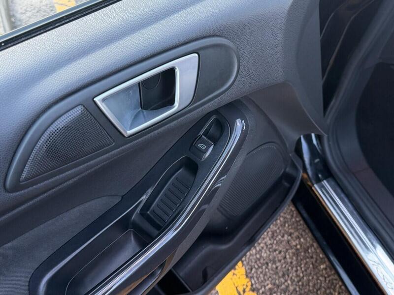 Used Ford Fiesta 2014 for sale - 77149387: Photo 39