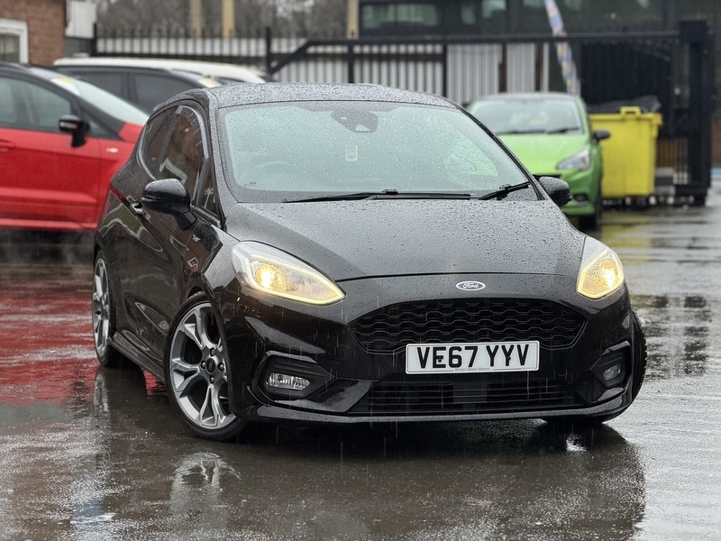 Used Ford Fiesta 2018 for sale - 77213090: Photo 1