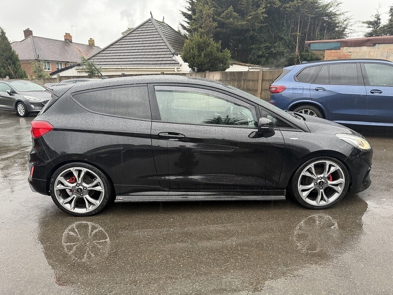Used Ford Fiesta 2018 for sale - 77213090: Photo 11