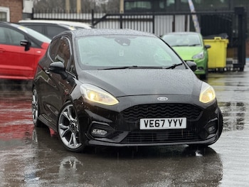 Used Ford Fiesta 2018 for sale - 77213090: Photo