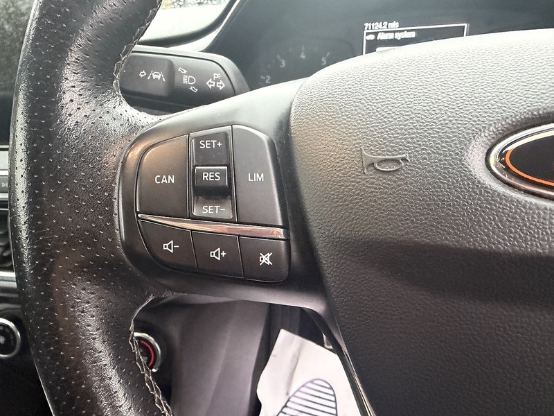 Used Ford Fiesta 2018 for sale - 77213090: Photo 25