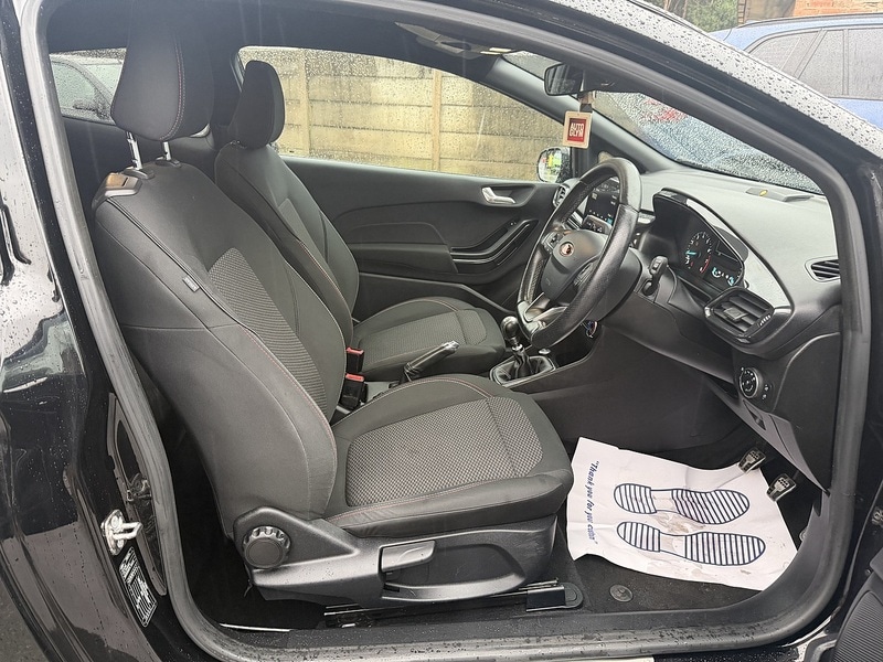 Used Ford Fiesta 2018 for sale - 77213090: Photo 32