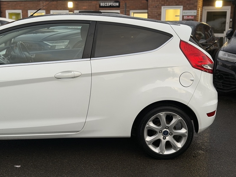 Used Ford Fiesta 2012 for sale - 77149306: Photo 10
