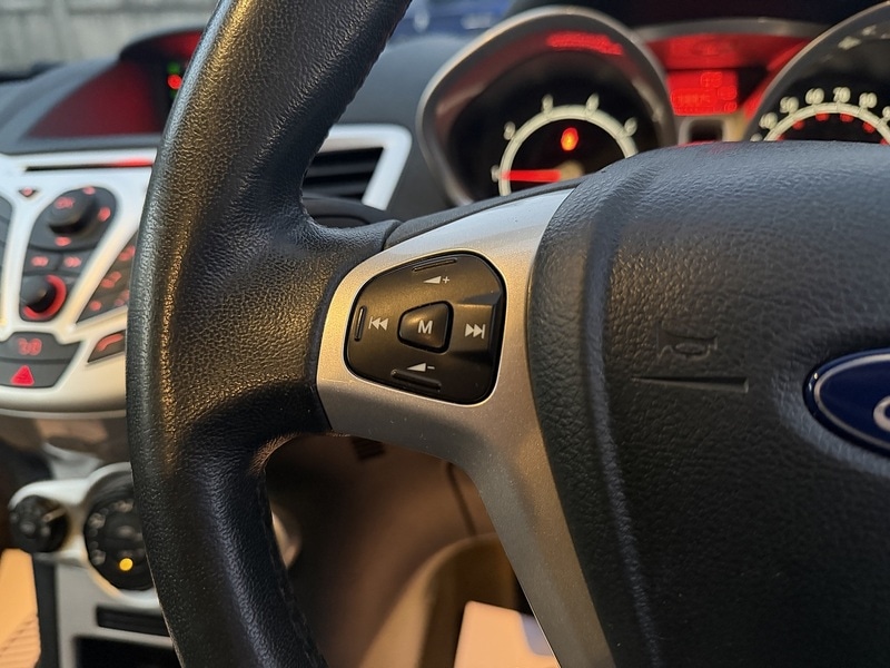 Used Ford Fiesta 2012 for sale - 77149306: Photo 22