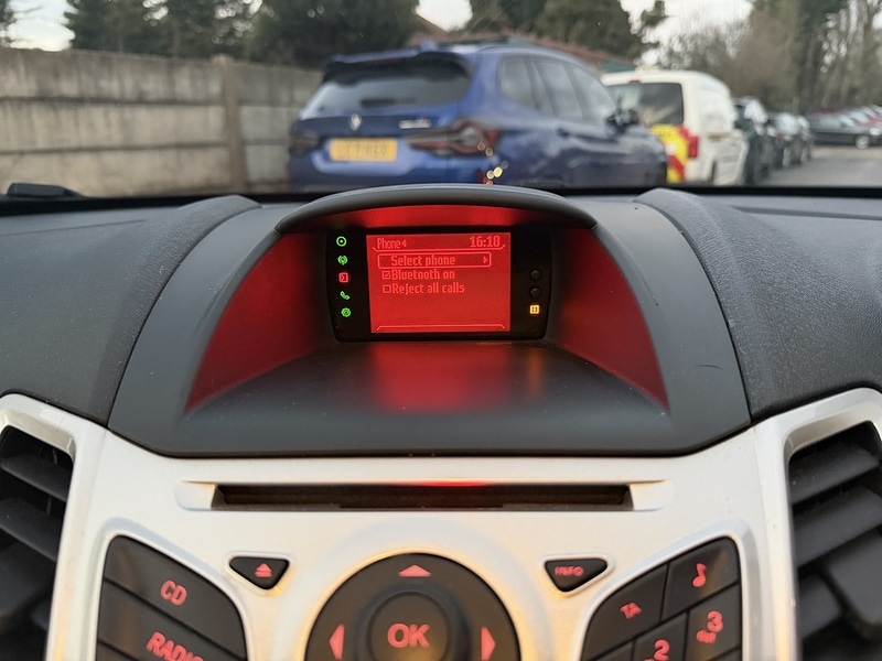 Used Ford Fiesta 2012 for sale - 77149306: Photo 26