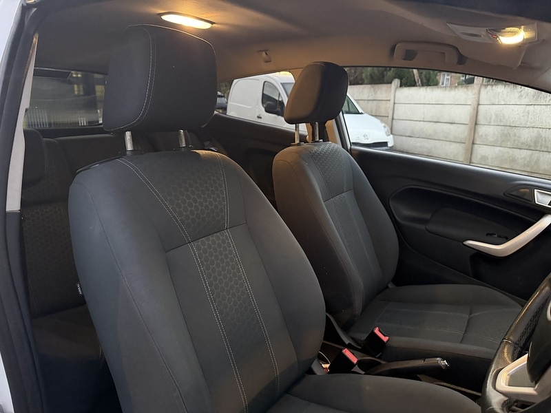 Used Ford Fiesta 2012 for sale - 77149306: Photo 32