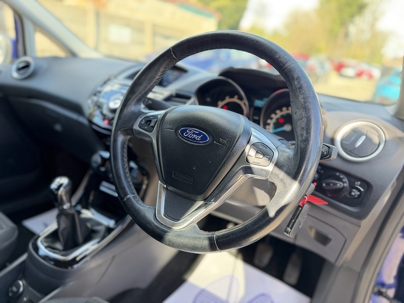 Used Ford Fiesta 2014 for sale - 77895987: Photo 3