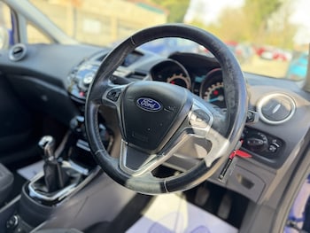 Used Ford Fiesta 2014 for sale - 77895987: Photo