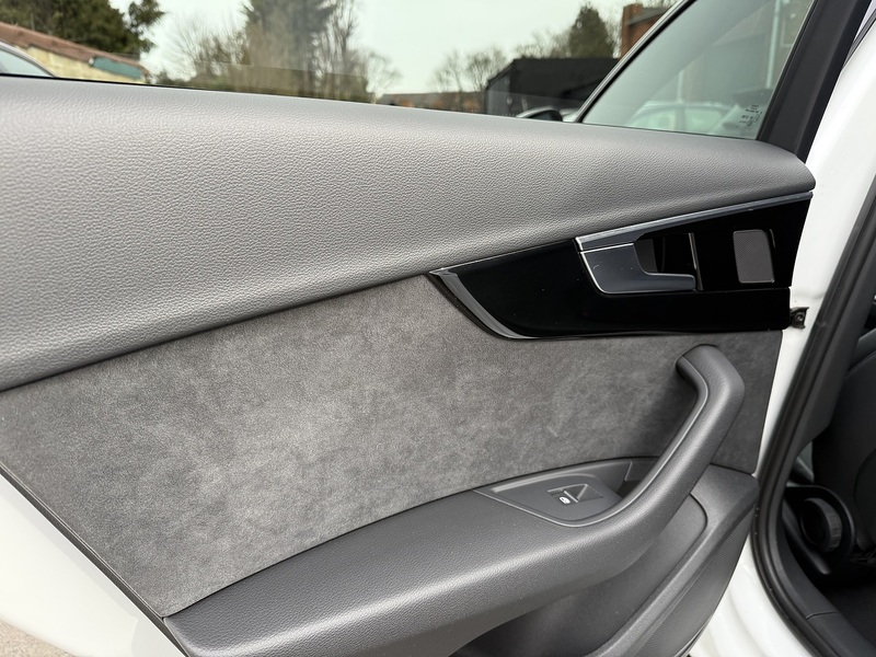 Used Audi A4 2021 for sale - 77594932: Photo 32