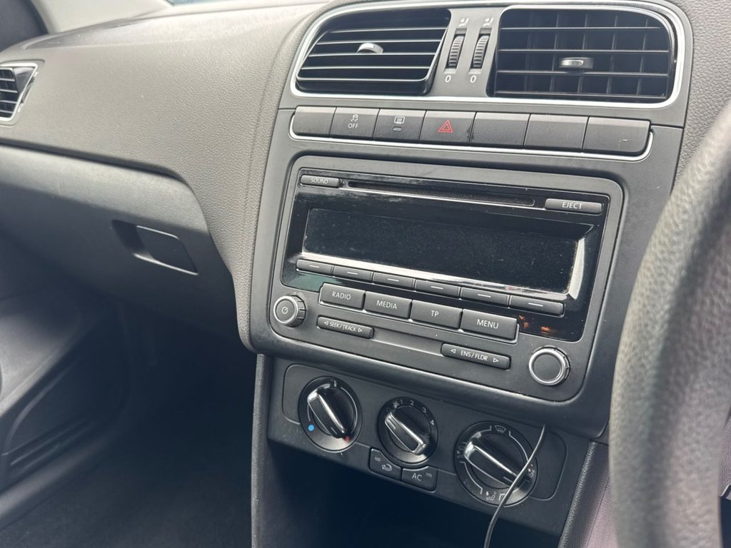 Used Volkswagen Polo 2013 for sale - 76345175: Photo 32