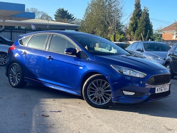 Used Ford Focus 2017 for sale - 76605040: Photo