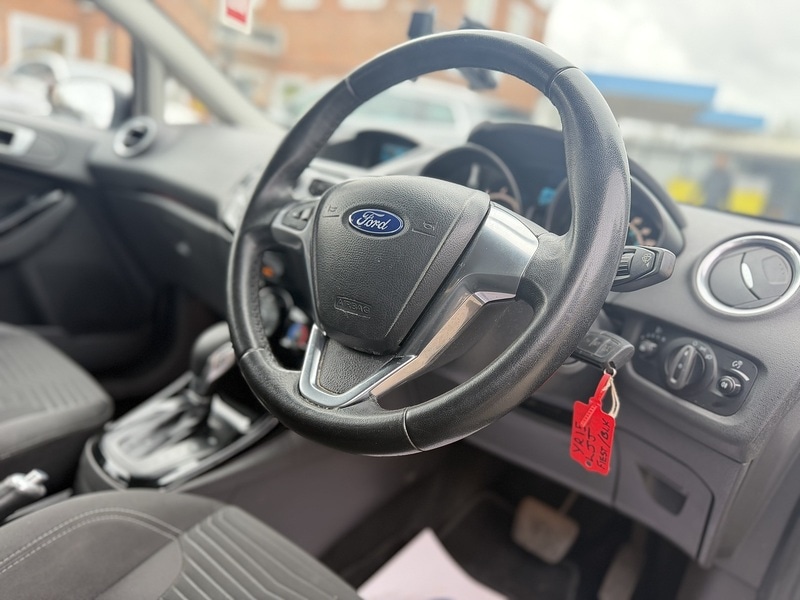 Used Ford Fiesta 2015 for sale - 77681438: Photo 4