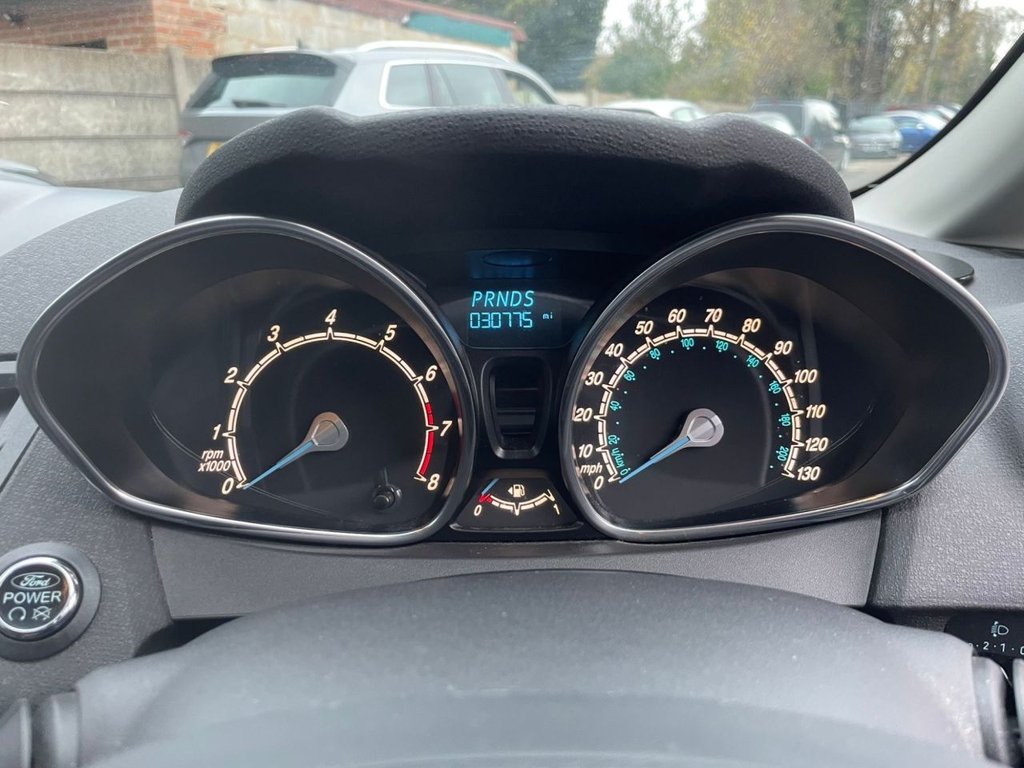 Used Ford Fiesta 2015 for sale - 76731228: Photo 6