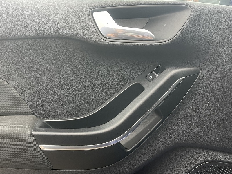 Used Ford Fiesta 2017 for sale - 78012717: Photo 43