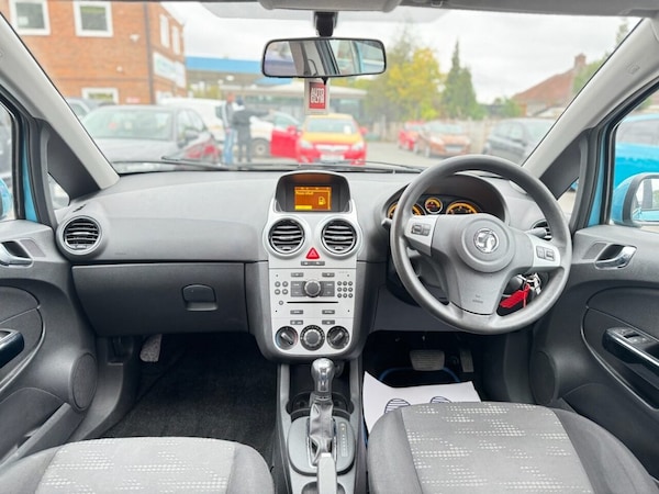 Used Vauxhall Corsa 2012 for sale - 76256742: Photo 8