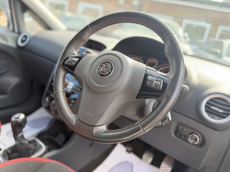 Used Vauxhall Corsa 2011 for sale - 77831767: Photo 3