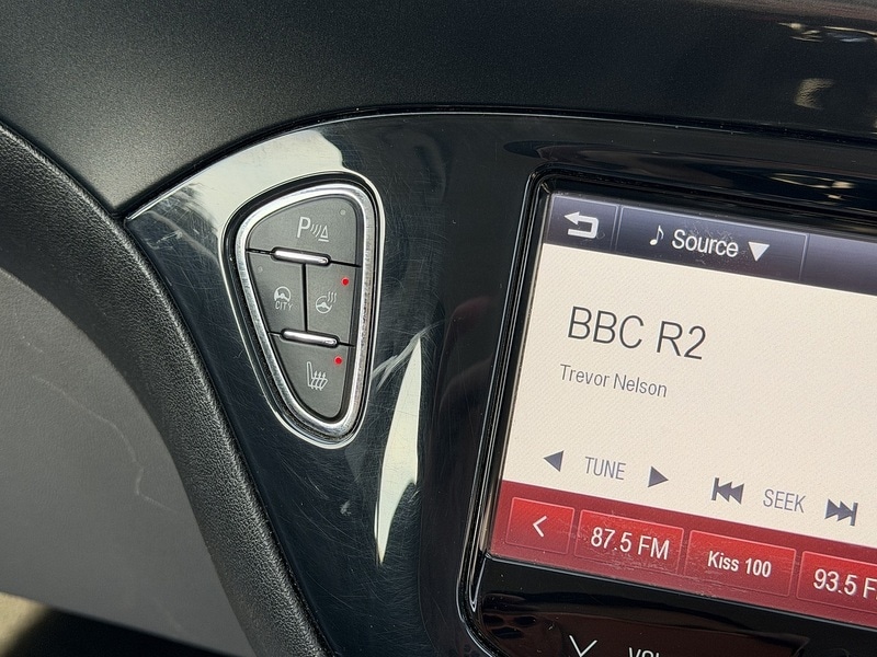 Used Vauxhall Corsa 2015 for sale - 77953493: Photo 40