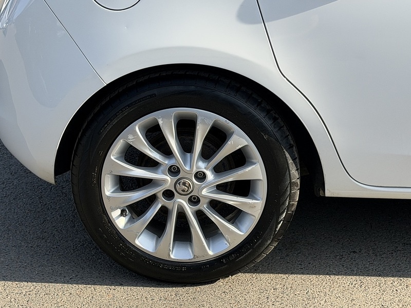 Used Vauxhall Corsa 2015 for sale - 77953493: Photo 64