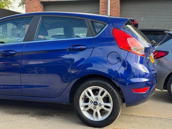 Used Ford Fiesta 2015 for sale - 76333548: Photo 11