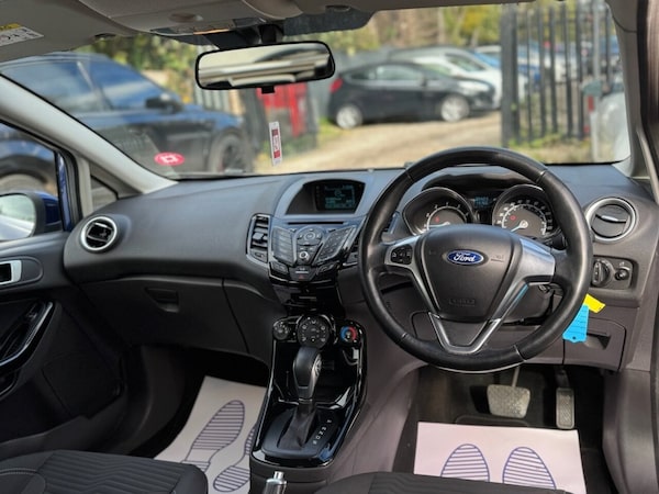 Used Ford Fiesta 2015 for sale - 76333548: Photo 17