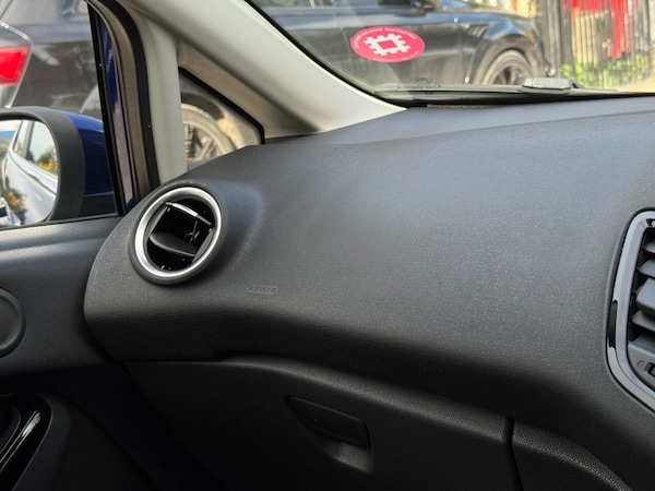 Used Ford Fiesta 2015 for sale - 76333548: Photo 24