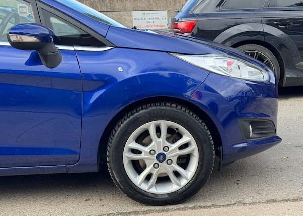 Used Ford Fiesta 2015 for sale - 76333548: Photo 4